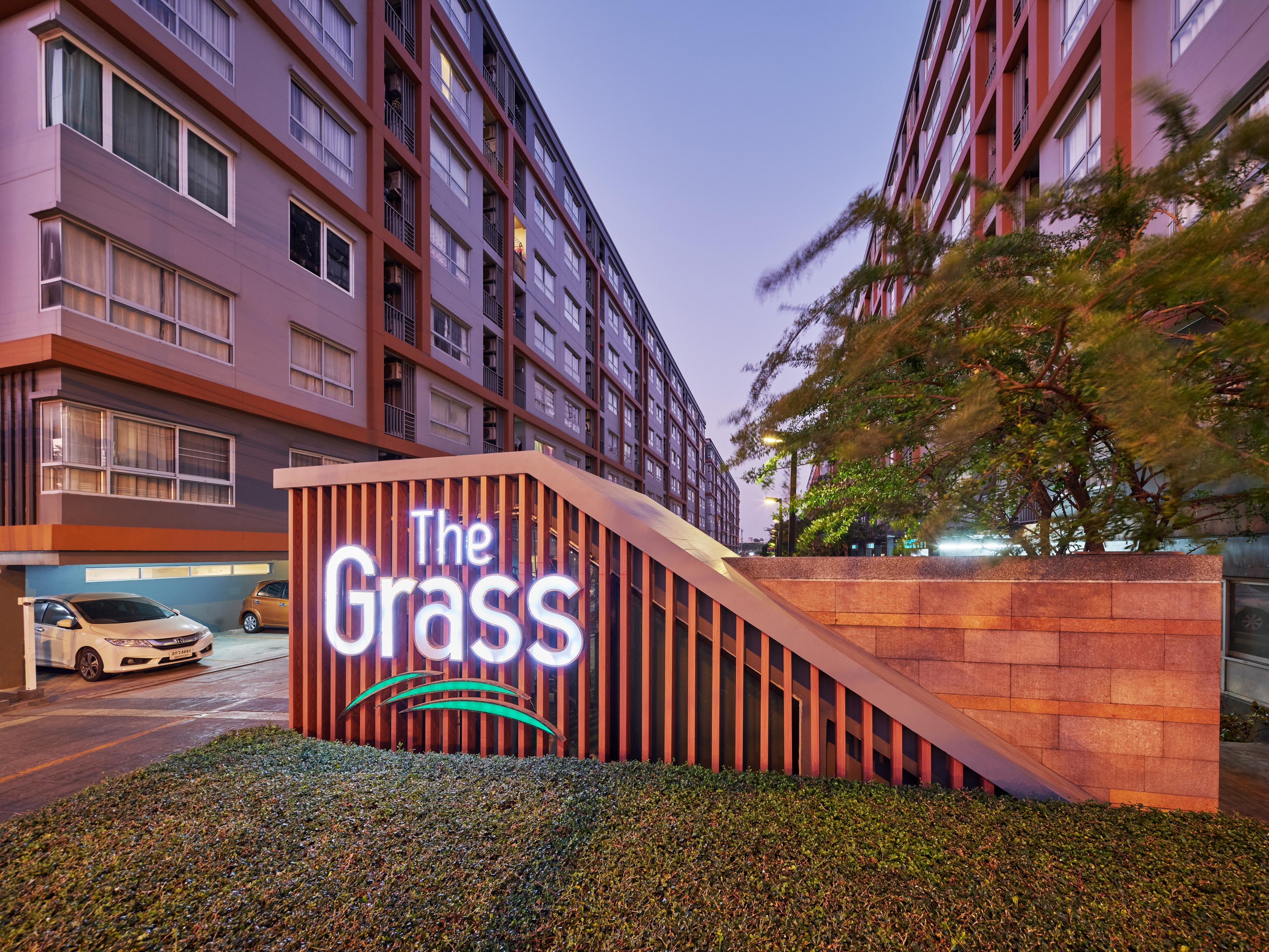 The Grass Serviced Suites Pattaya Ngoại thất bức ảnh