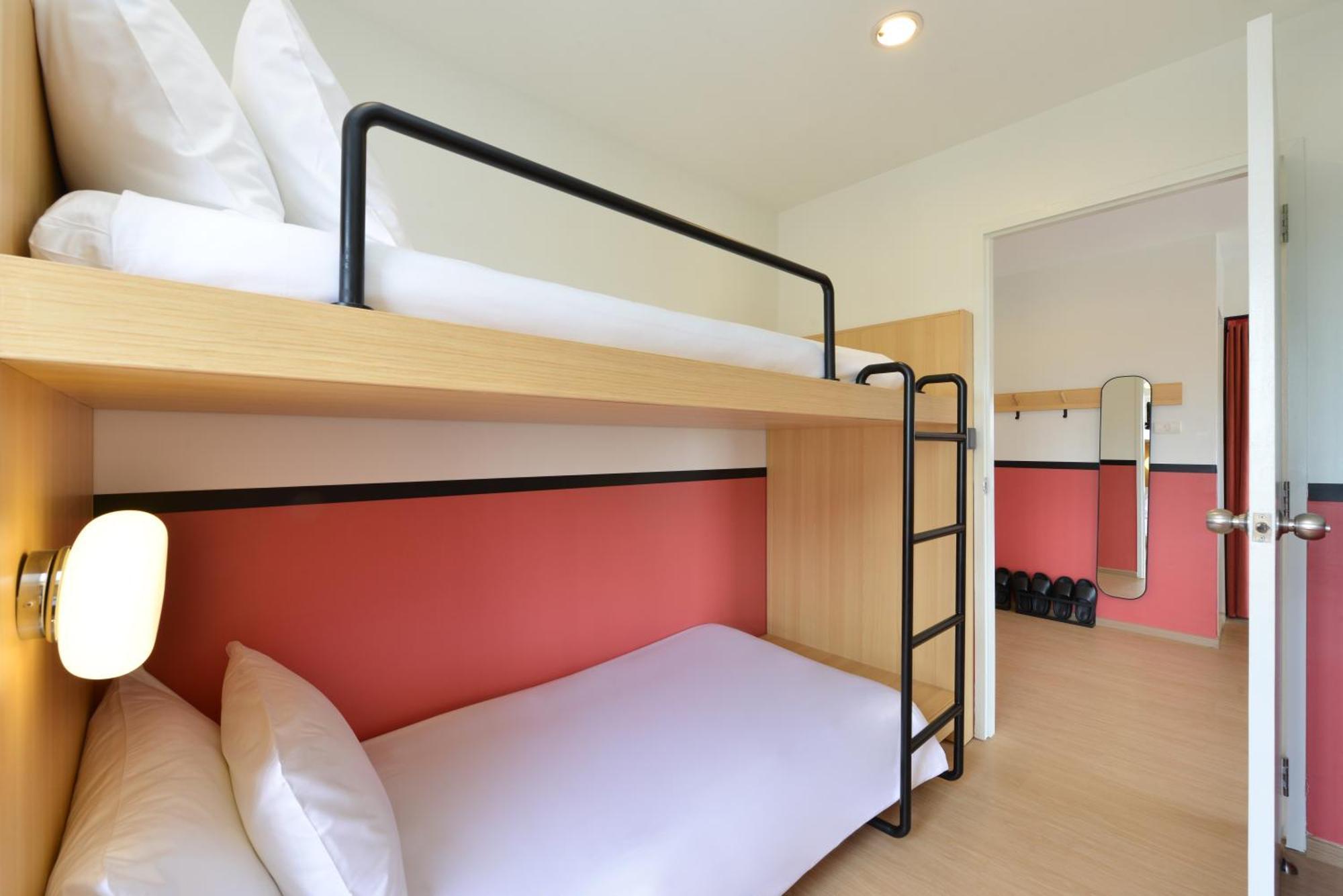 The Grass Serviced Suites Pattaya Ngoại thất bức ảnh